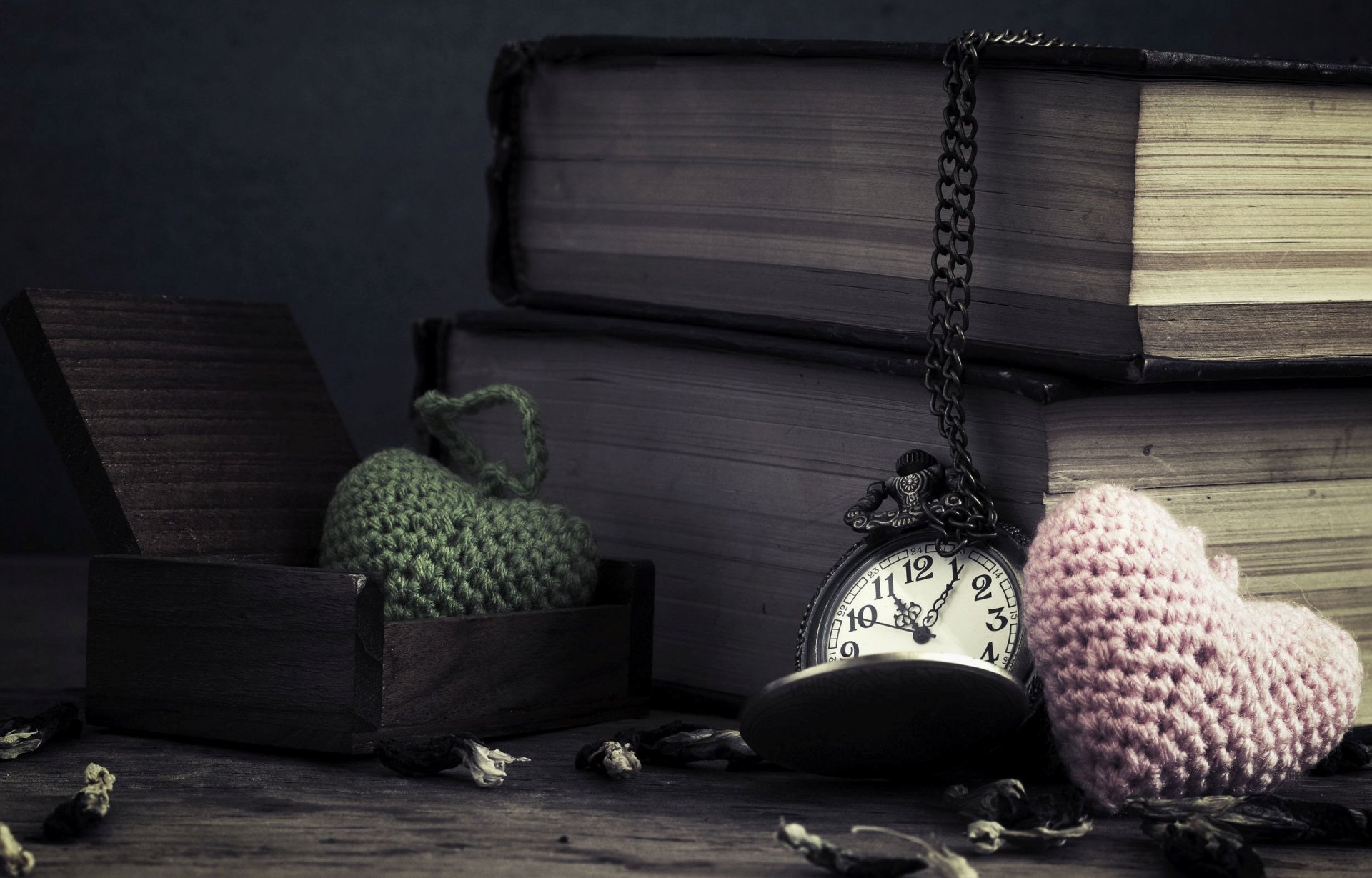 miscellaneous clock watch dial time books books pages knitting heart hearts knitted flowers chain chain background wallpaper widescreen fullscreen widescreen widescreen