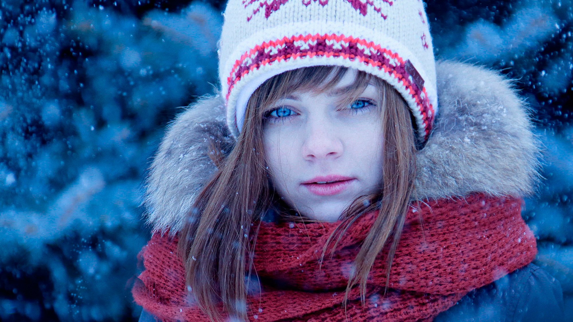 niña bufanda sombrero retrato nieve invierno