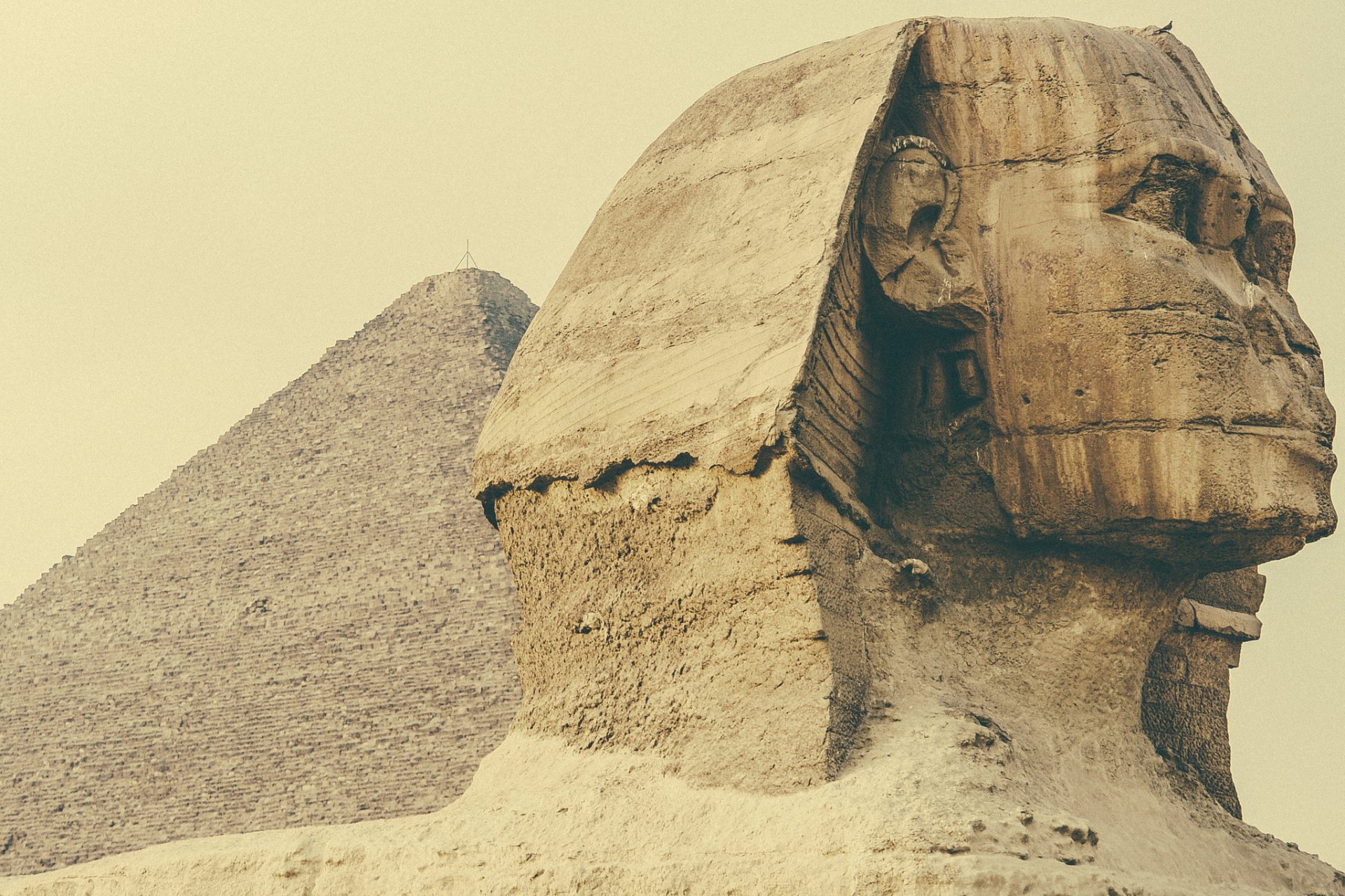 egypt sphinx sculpture pyramid