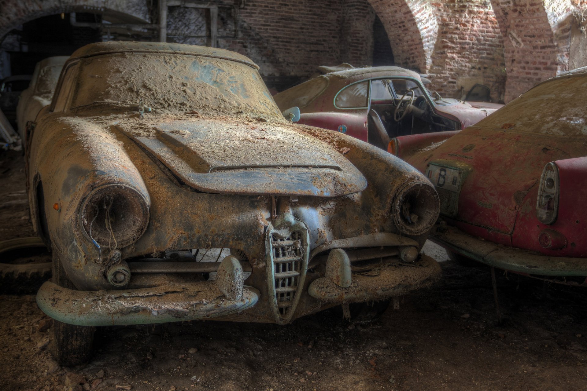 car the old dust dump