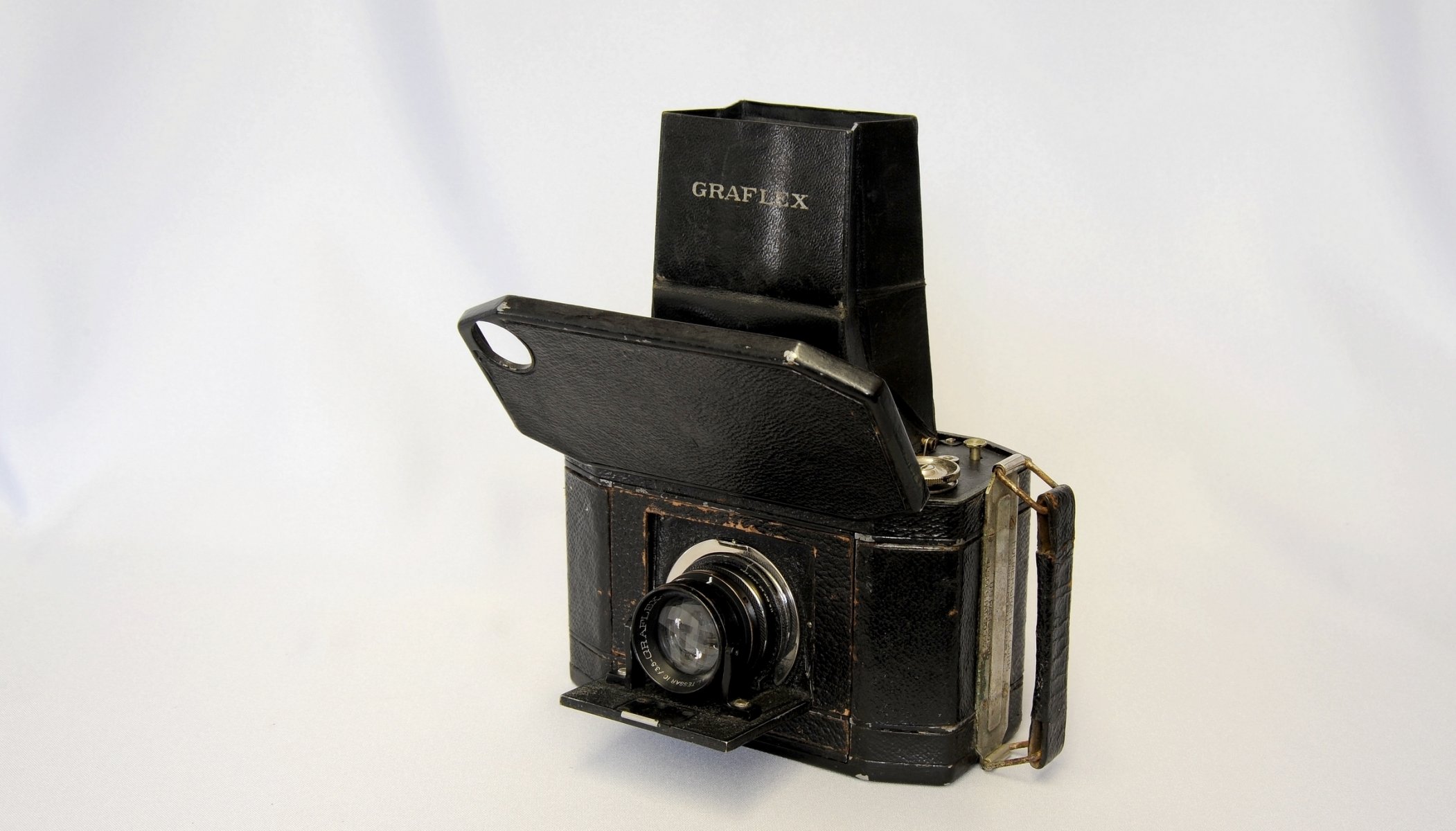 rarytas aparat graflex serie ii korpus obiektyw tło