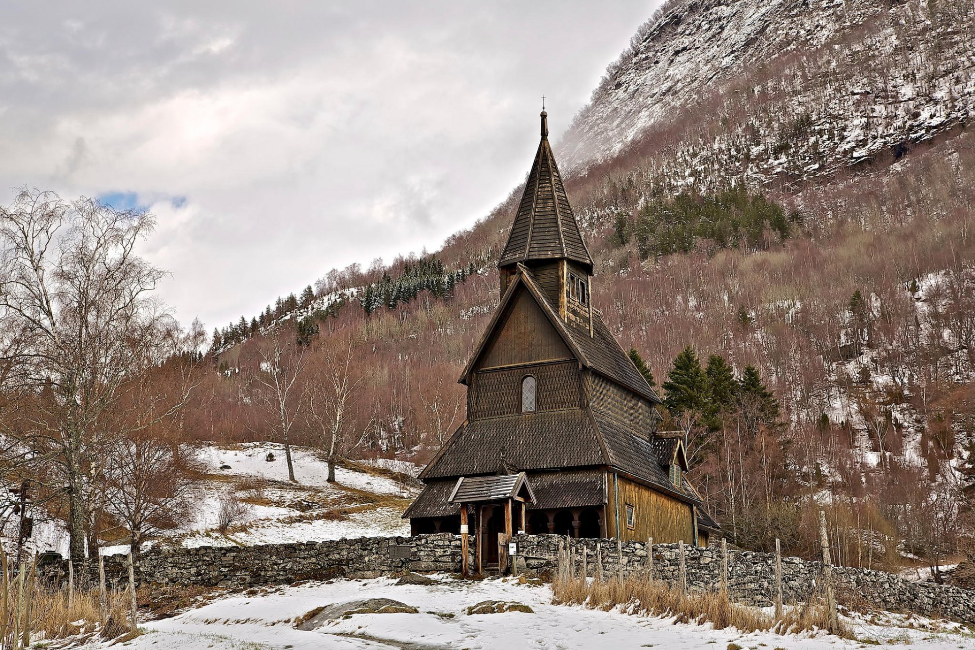 noruega madera iglesia