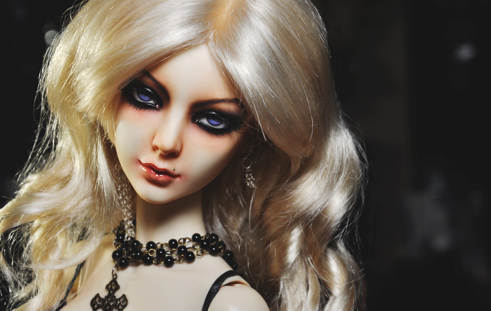 bjd poupée fille blonde boucles bijoux look