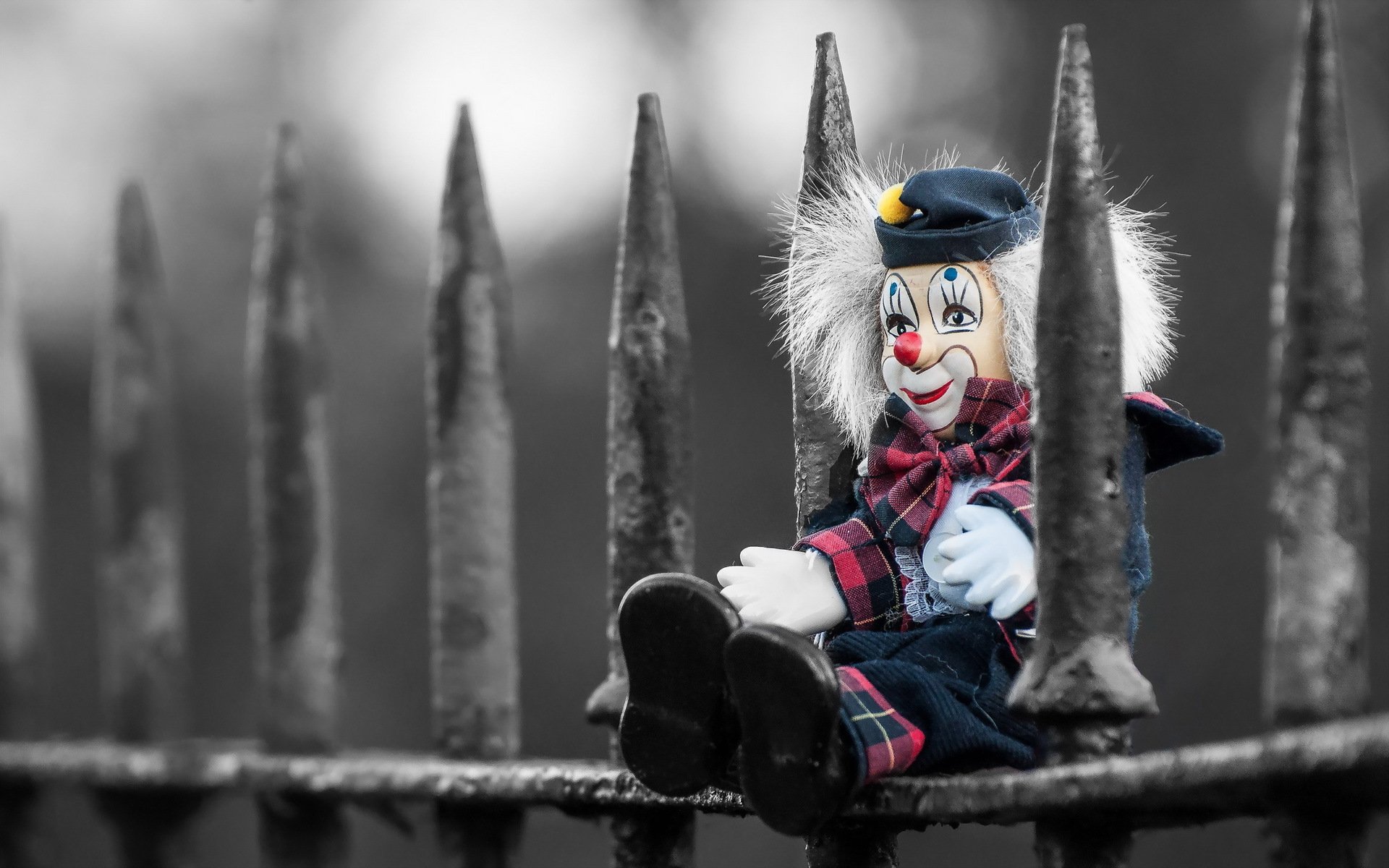 fence toys background