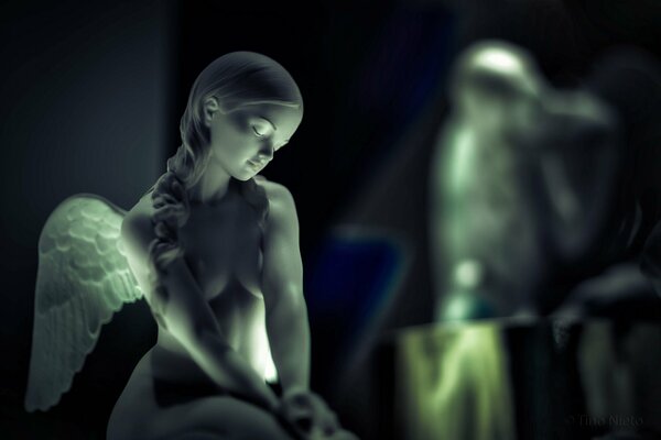 Statuetta della ragazza dell angelo con le ali