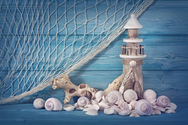 Marine-themed crafts made of seashells and nets