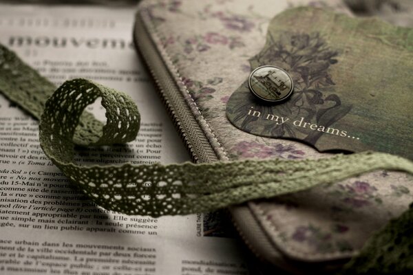 Handmade vintage case with knitted bookmark