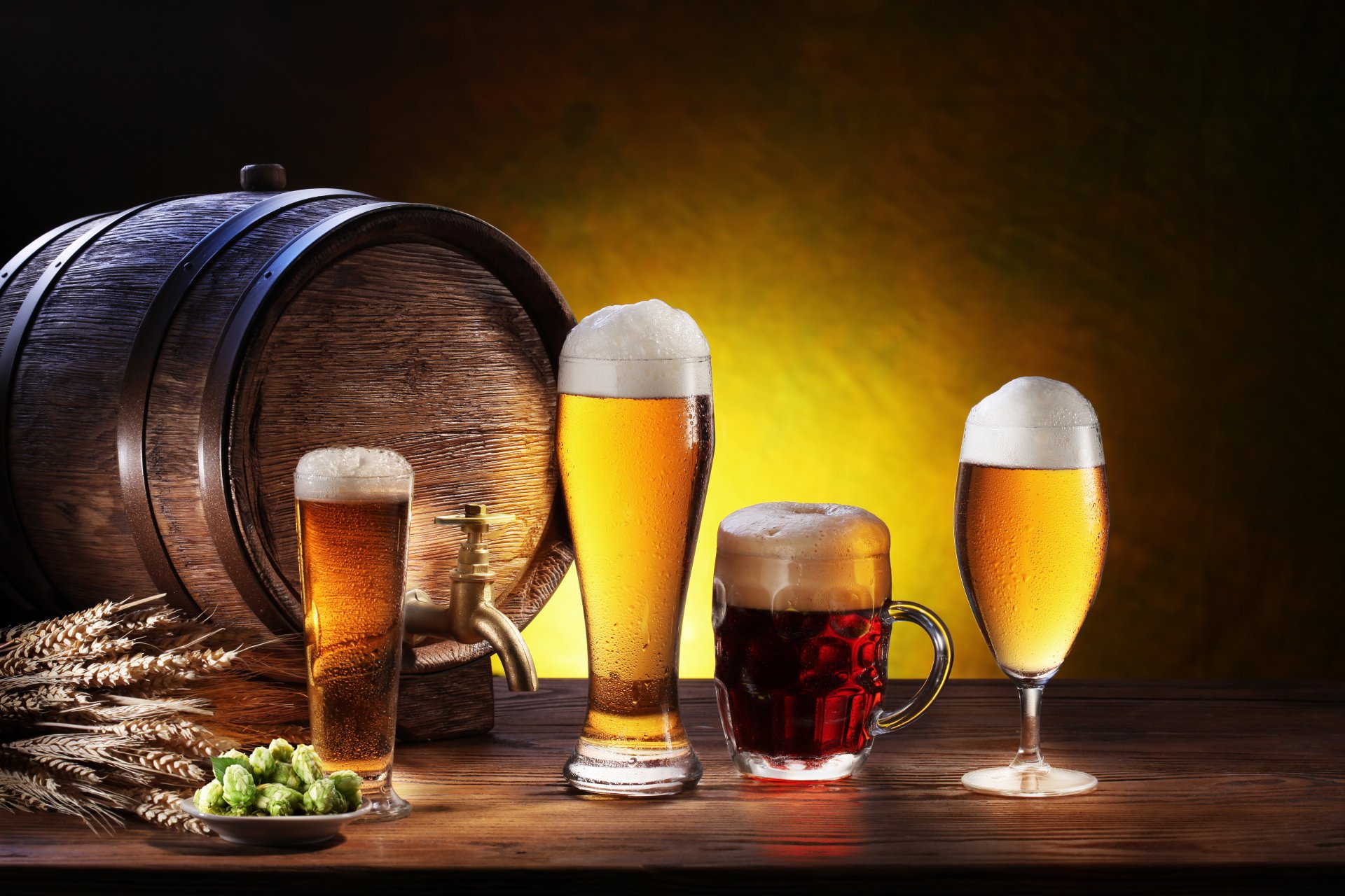 barrel glasses glass mug beer foam ears dish light