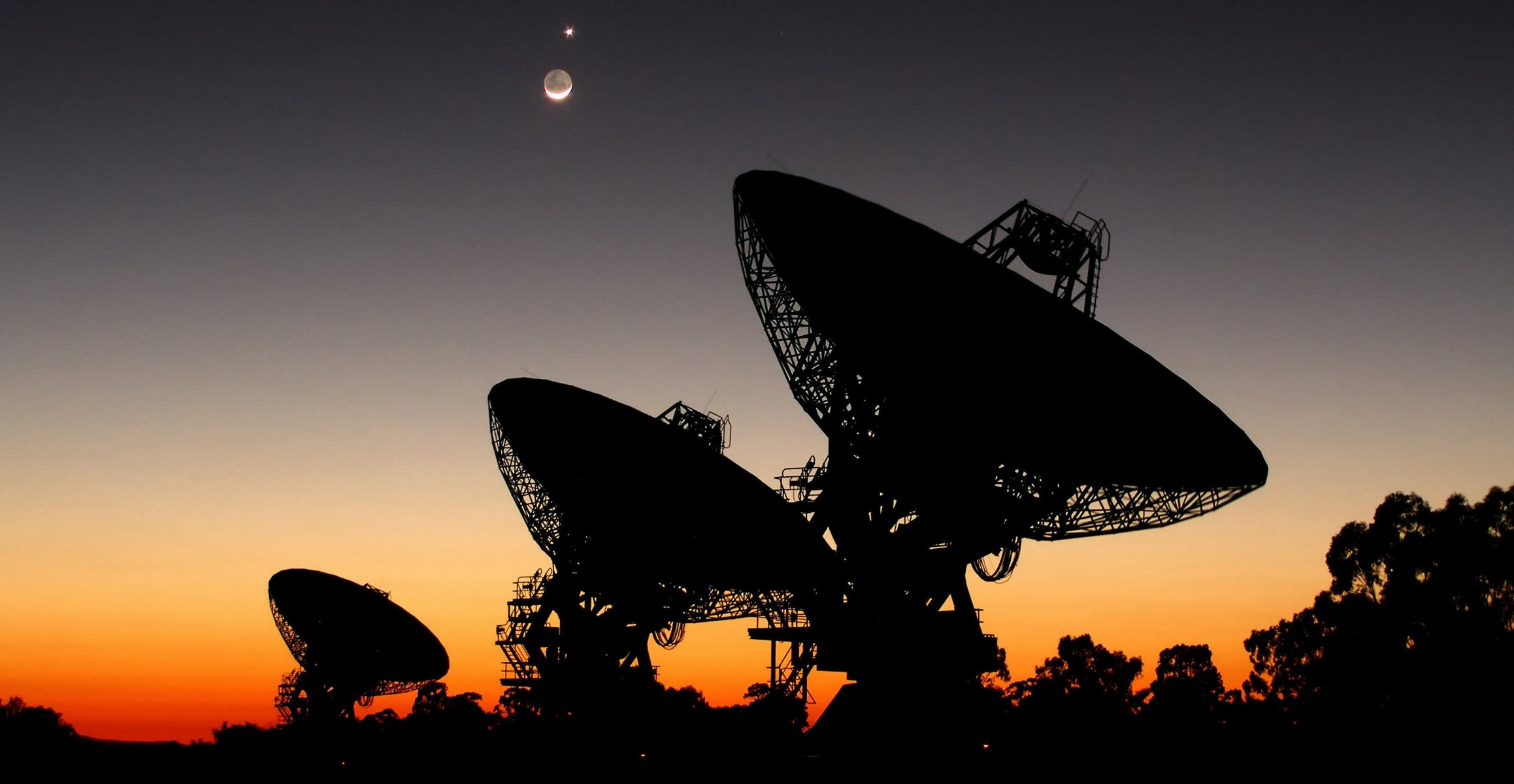 eti radioteleskop parabolantenne suche mond venus australien