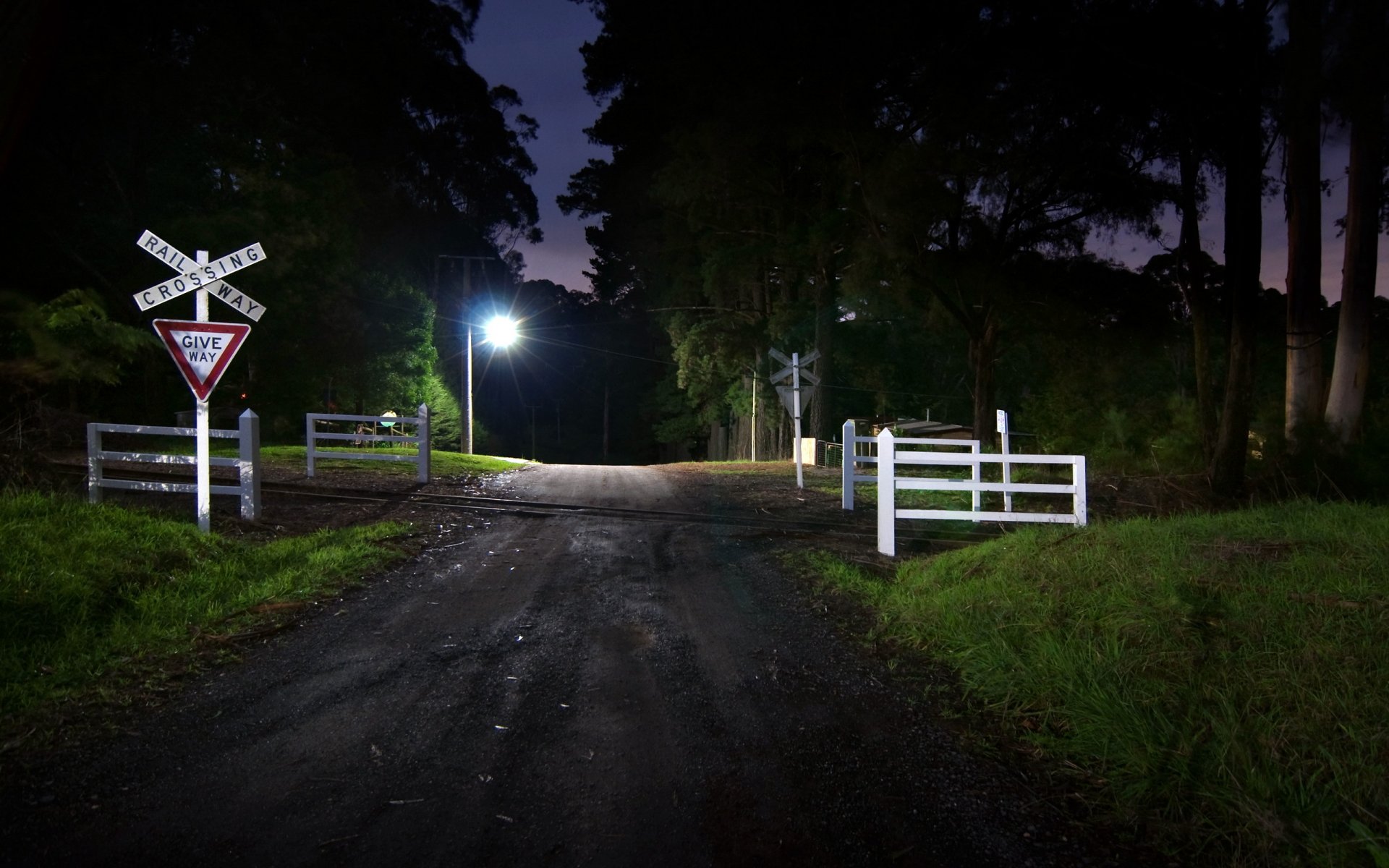 nuit route signes déménagement