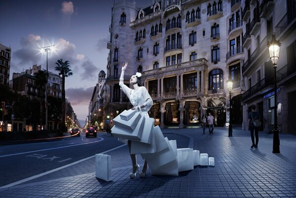 Beau modèle dans la ville de nuit