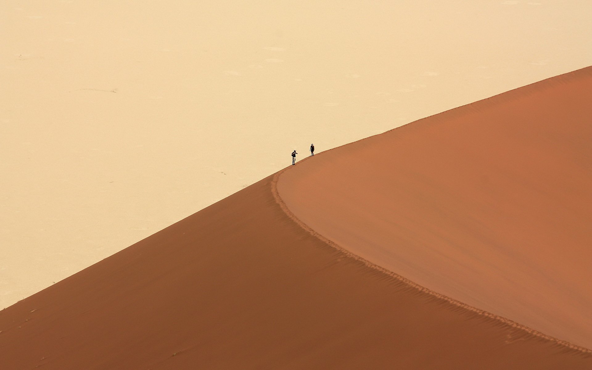 désert dune peuple