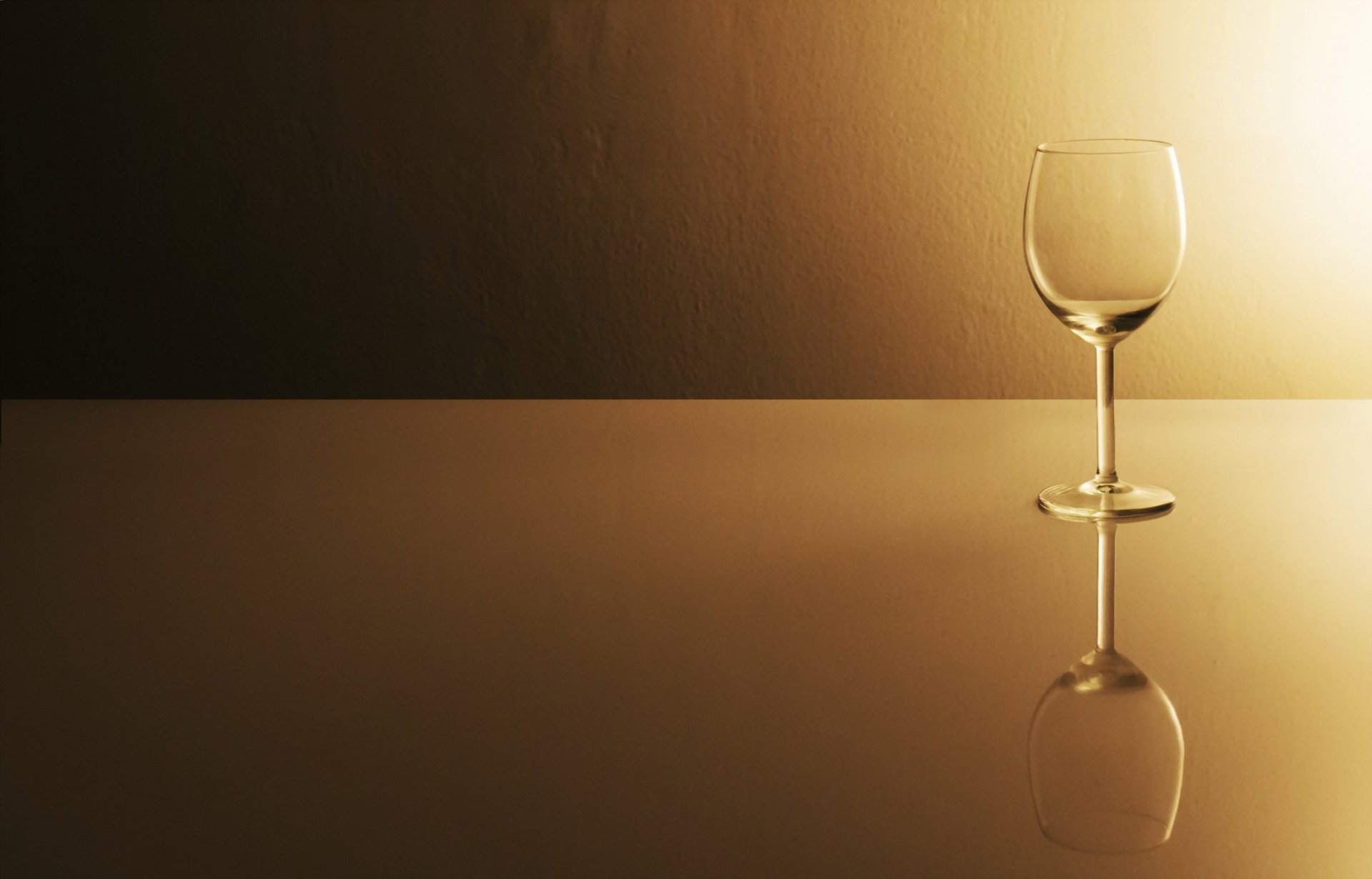 verre de vin fond minimalisme