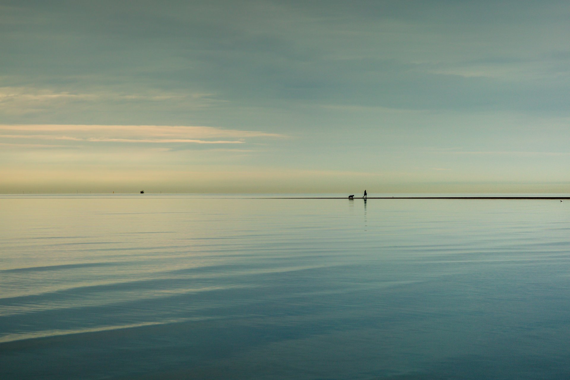 mare sagome cielo