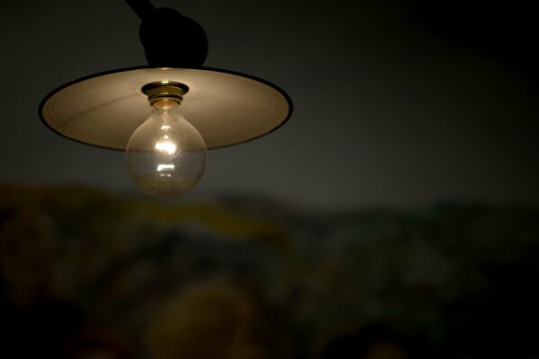 Light from a lamp on a dark background