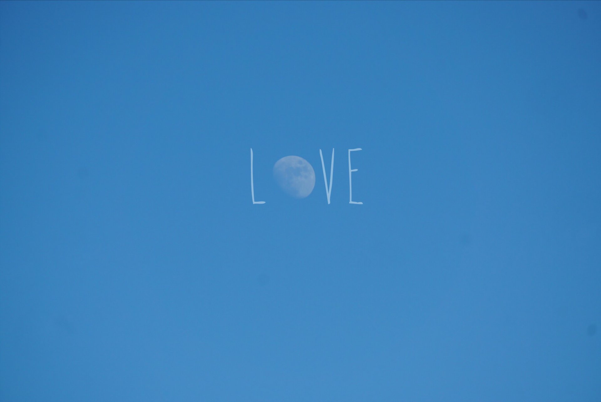 amour ciel lune minimalisme