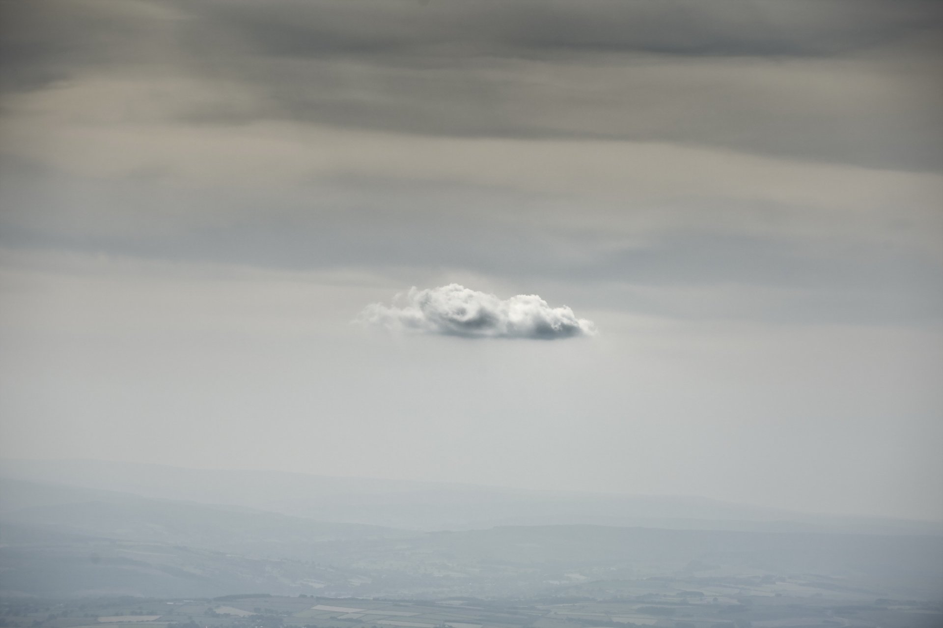 valle cielo nuvola