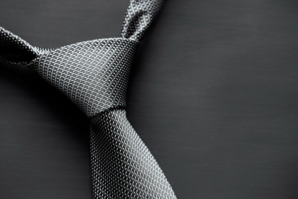 Corbata estilo cincuenta sombras de Grey