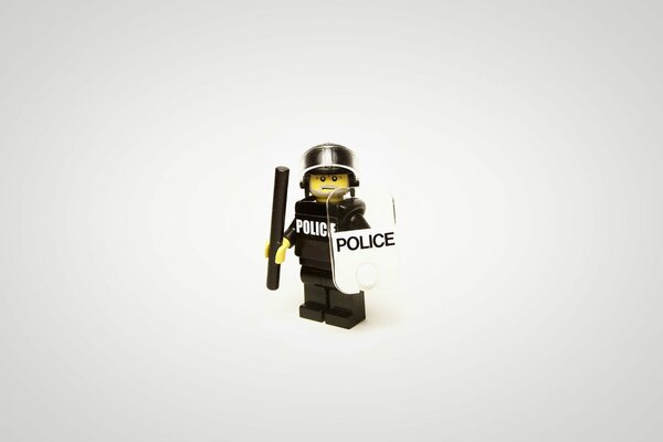 L homme de Lego est en garde aujourd hui