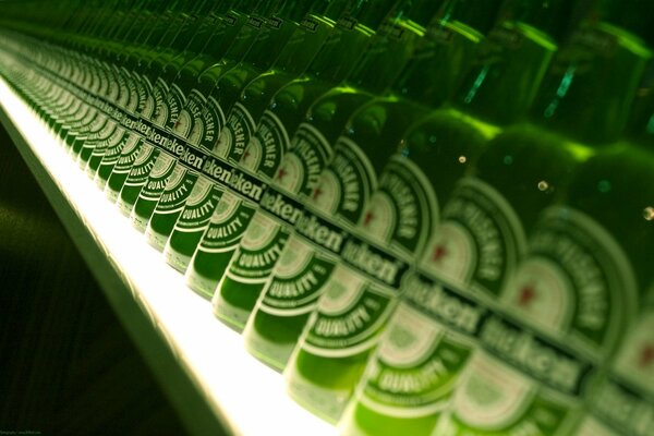 Une gamme infinie de bouteilles avec des performances exceptionnelles de la bière