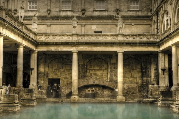 A building with columns similar to a Roman bath