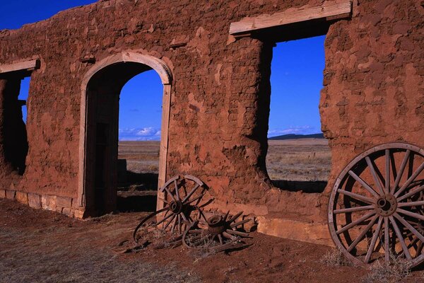 An ancient city in the desert and wheels