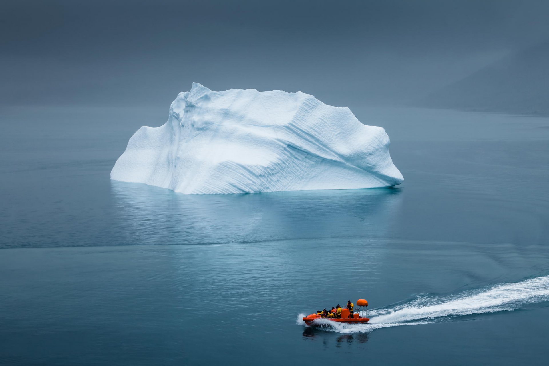 groenlandia iceberg scialuppa di salvataggio