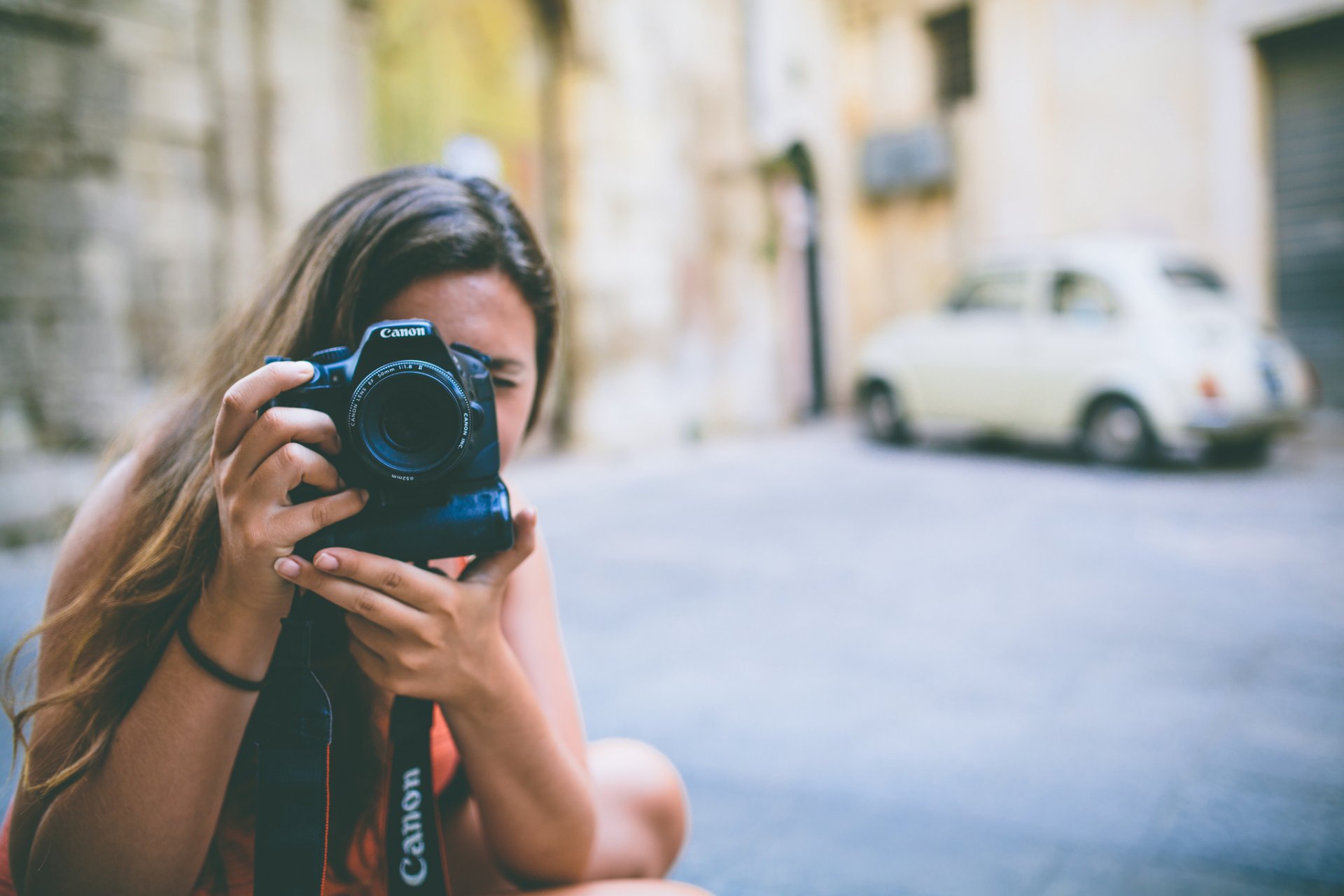 chica cámara fotografía toma cámara lente