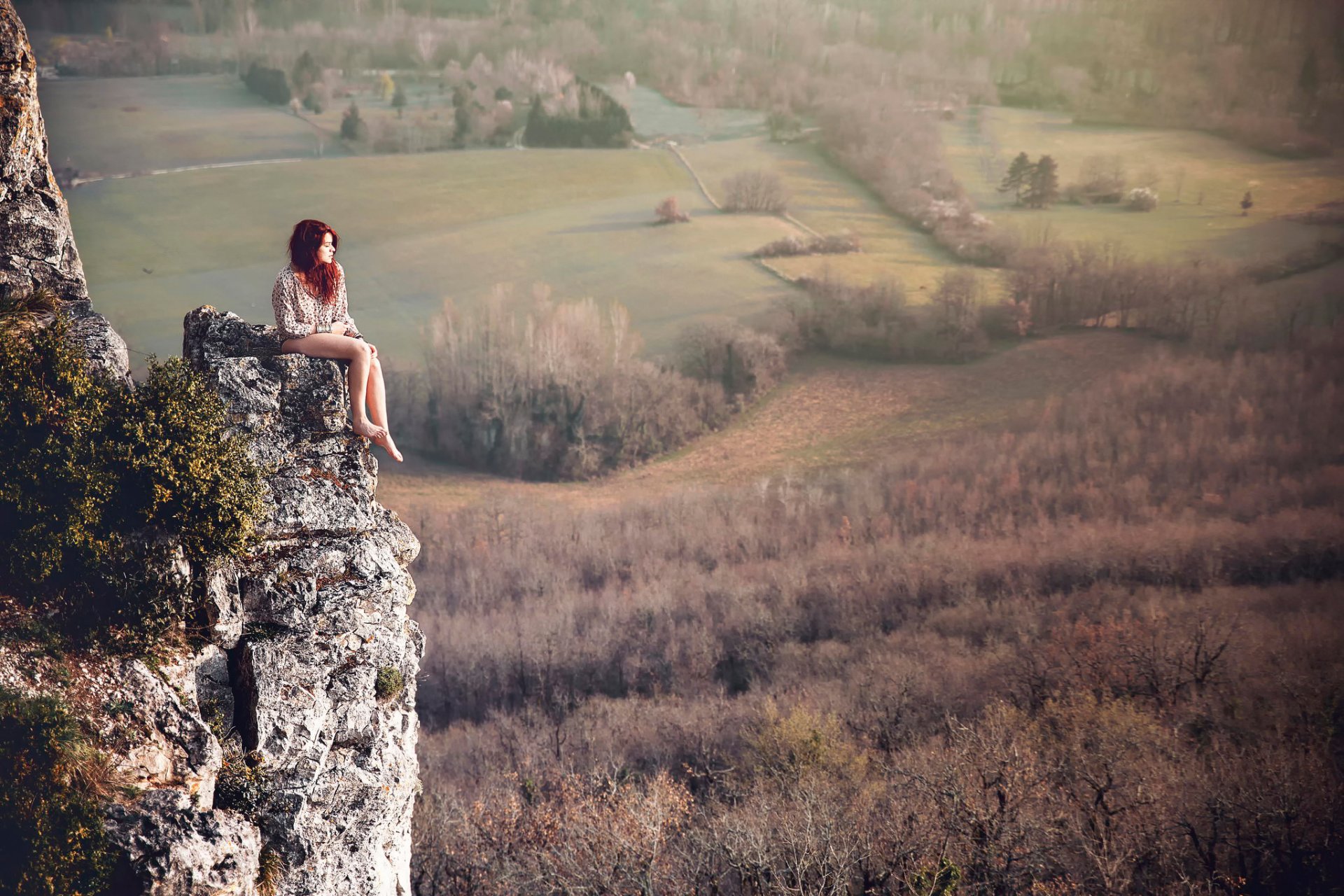 lorène red hair rock nature .view landscape