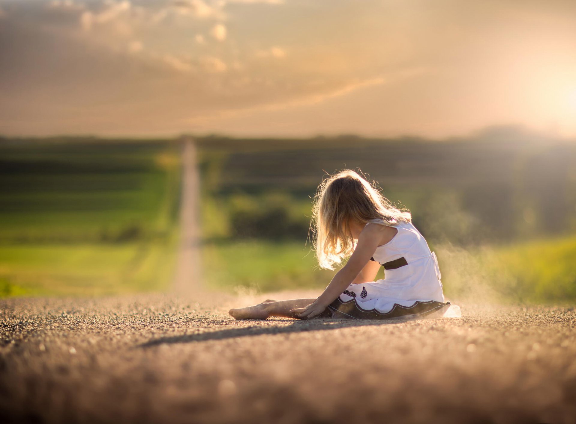 la fille de la route la poussière la robe d espace de boké