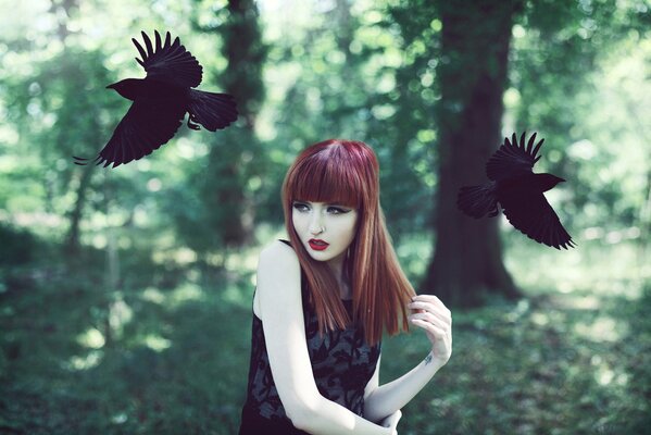 Red-haired girl, bright makeup, crows, forest