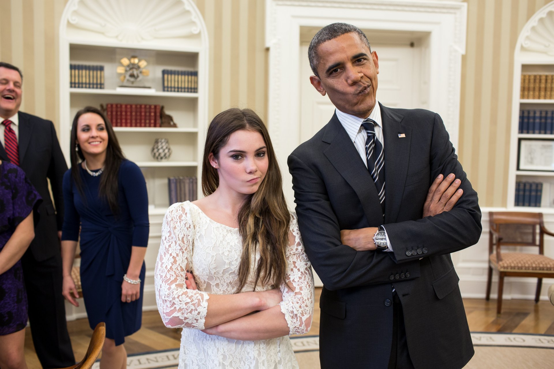 obama ragazza affronta presidente