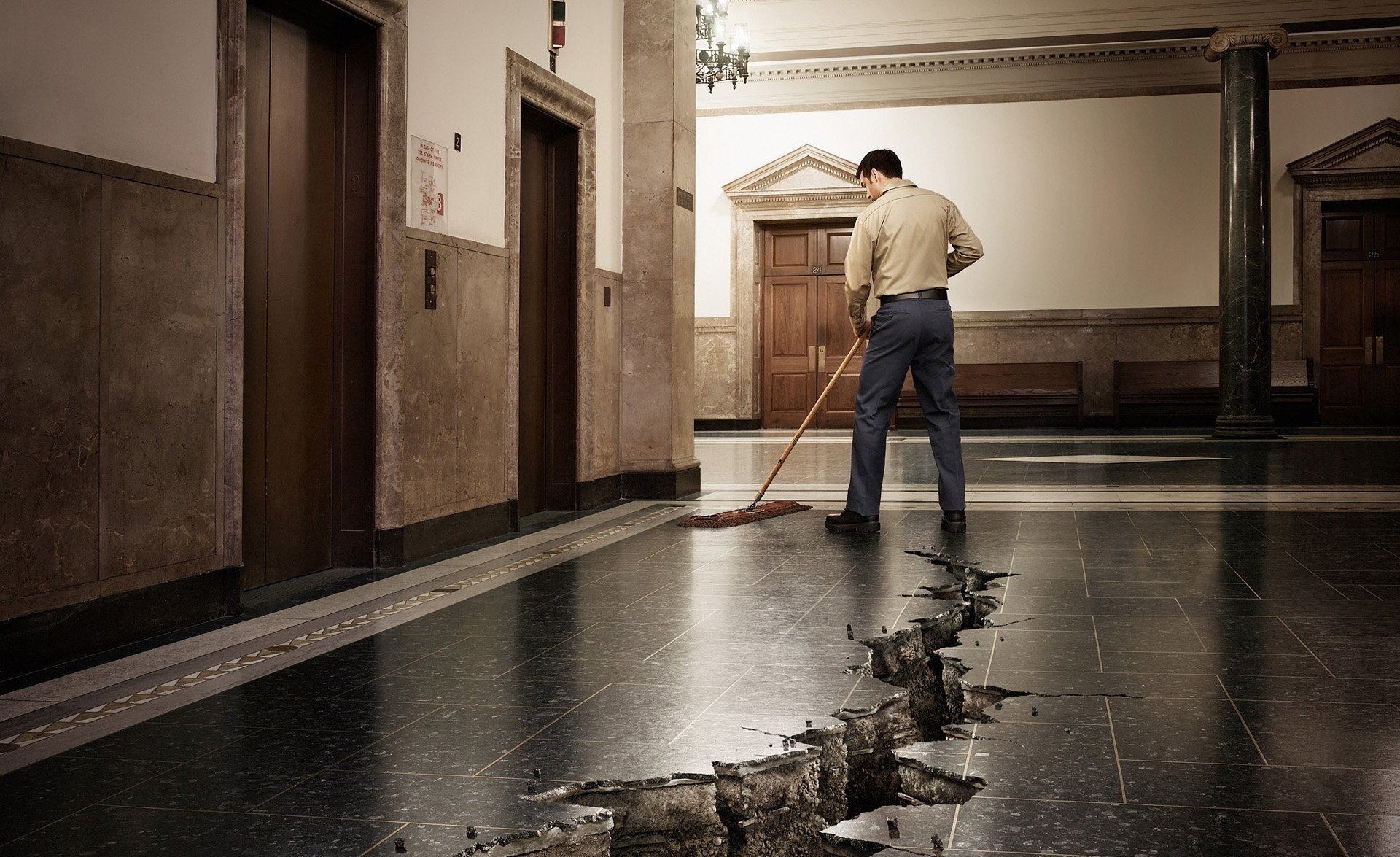 le concierge le hall le gouffre le suit