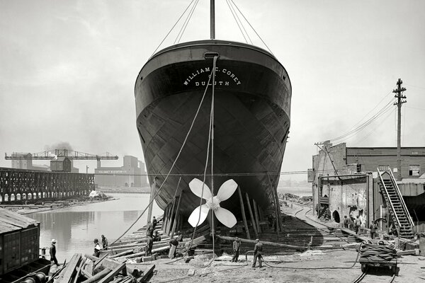 The shipyard of Chicago. Ship construction