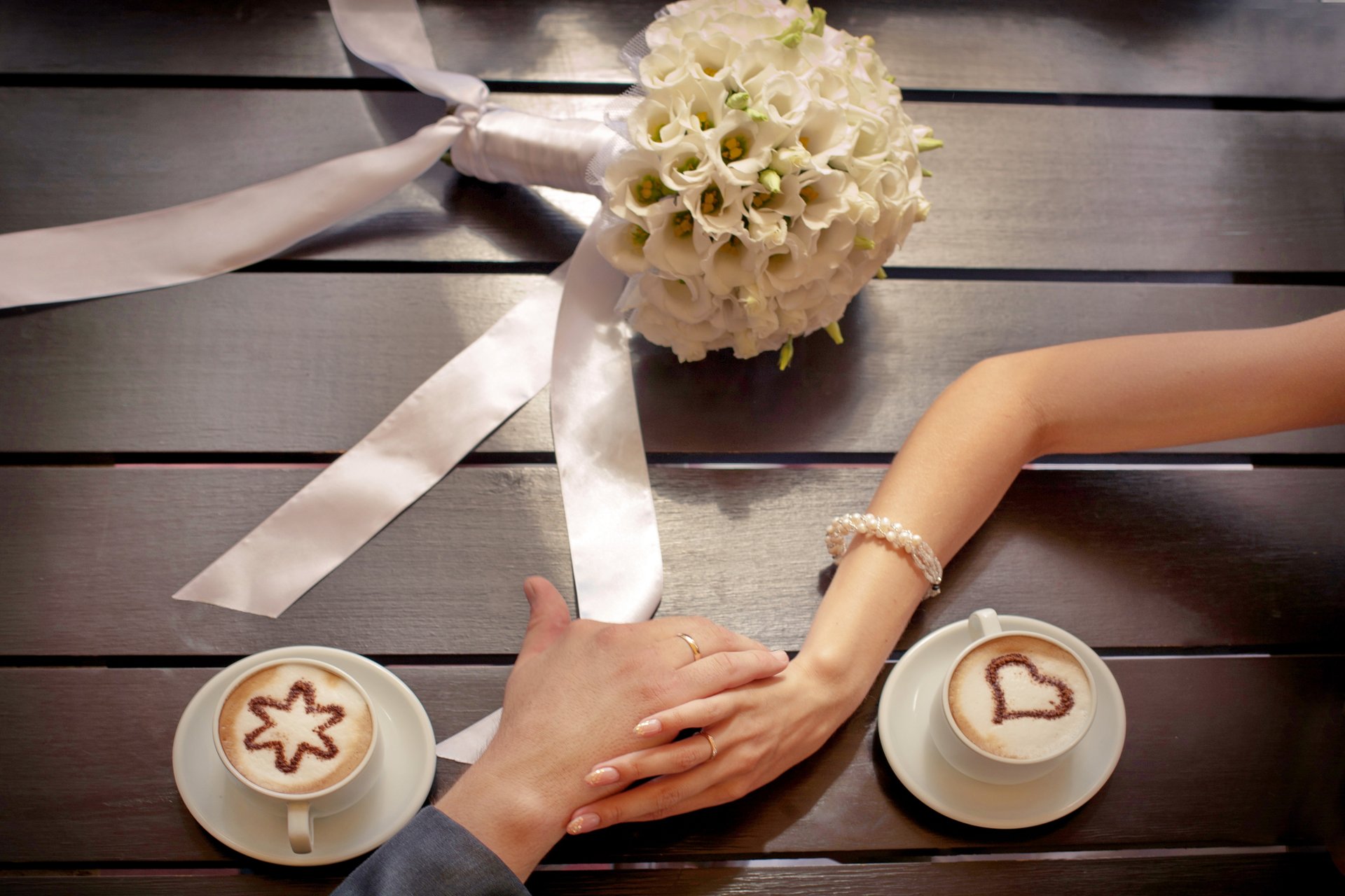 amore romantico fiori matrimonio bouquet caffè tazza