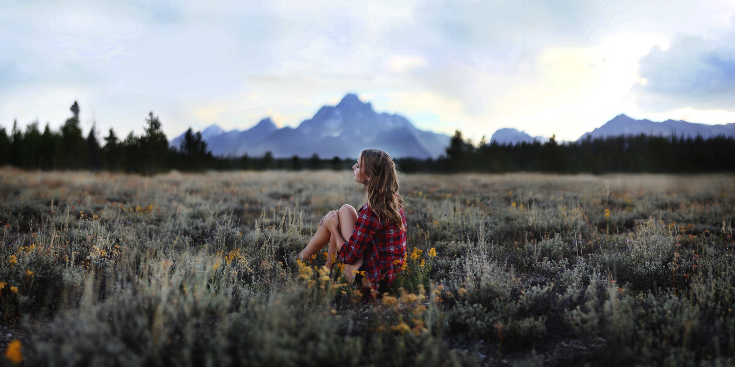 la jeune fille sur le terrain humeur