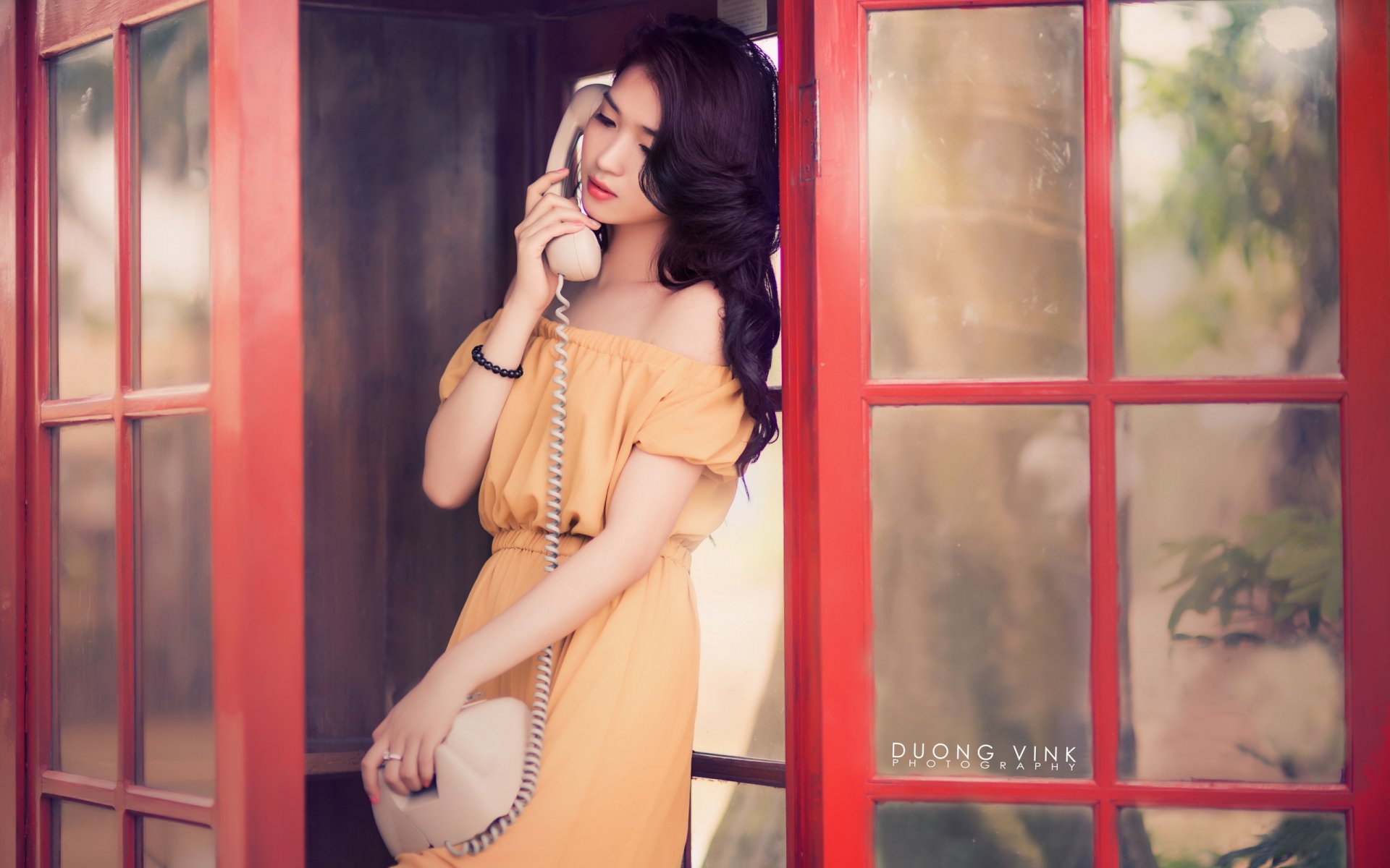 mädchen telefon asiatisch