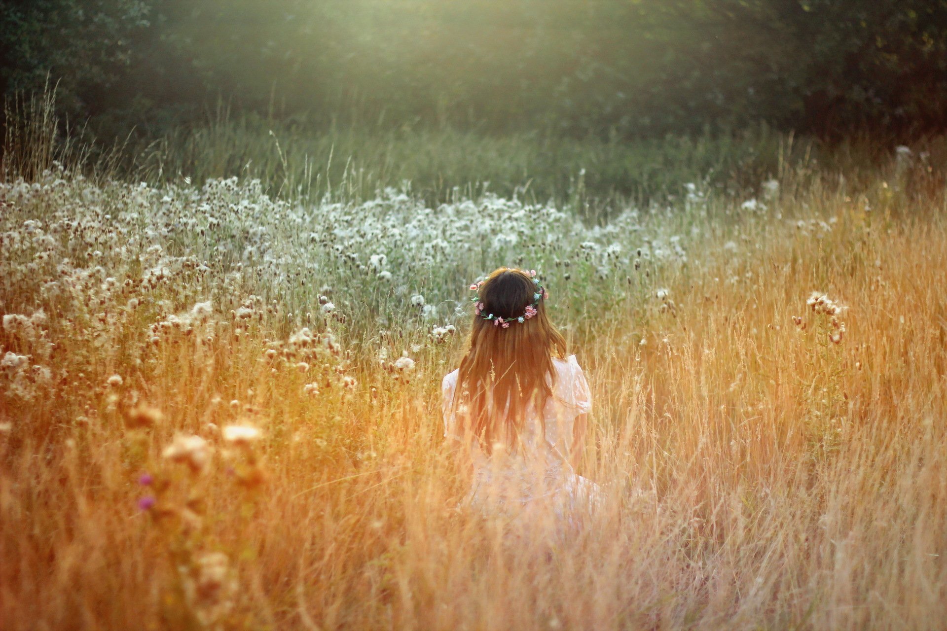 ragazza campo estate umore