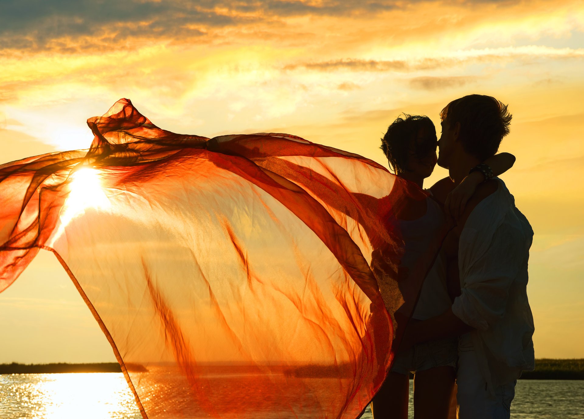 girl guy cloth wind lake sunset bracelet happine
