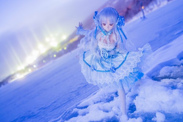 Winterlandschaft mit Puppe im Anime-Stil