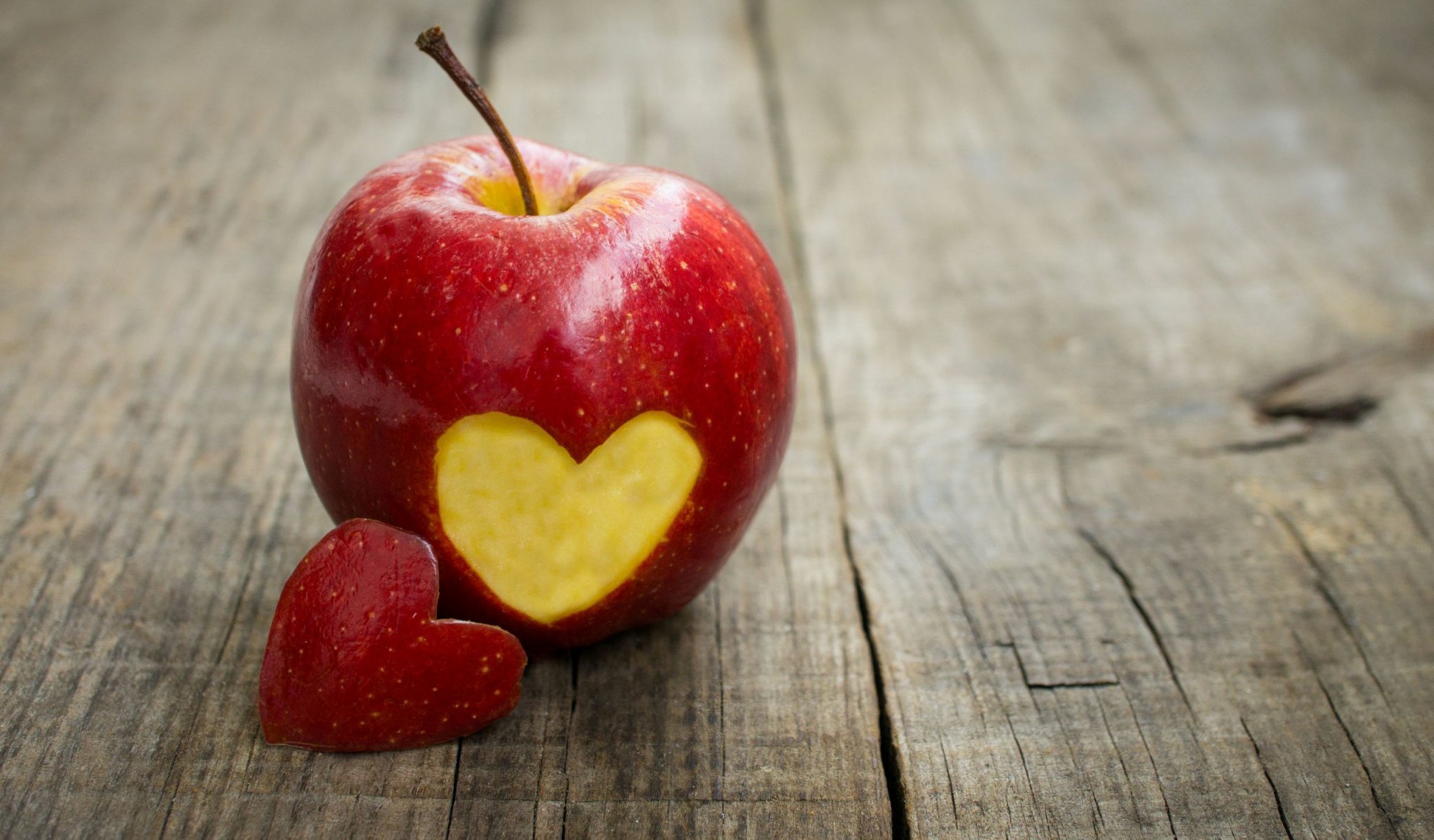 moods apple red heart heart love background fruit wallpaper widescreen fullscreen widescreen