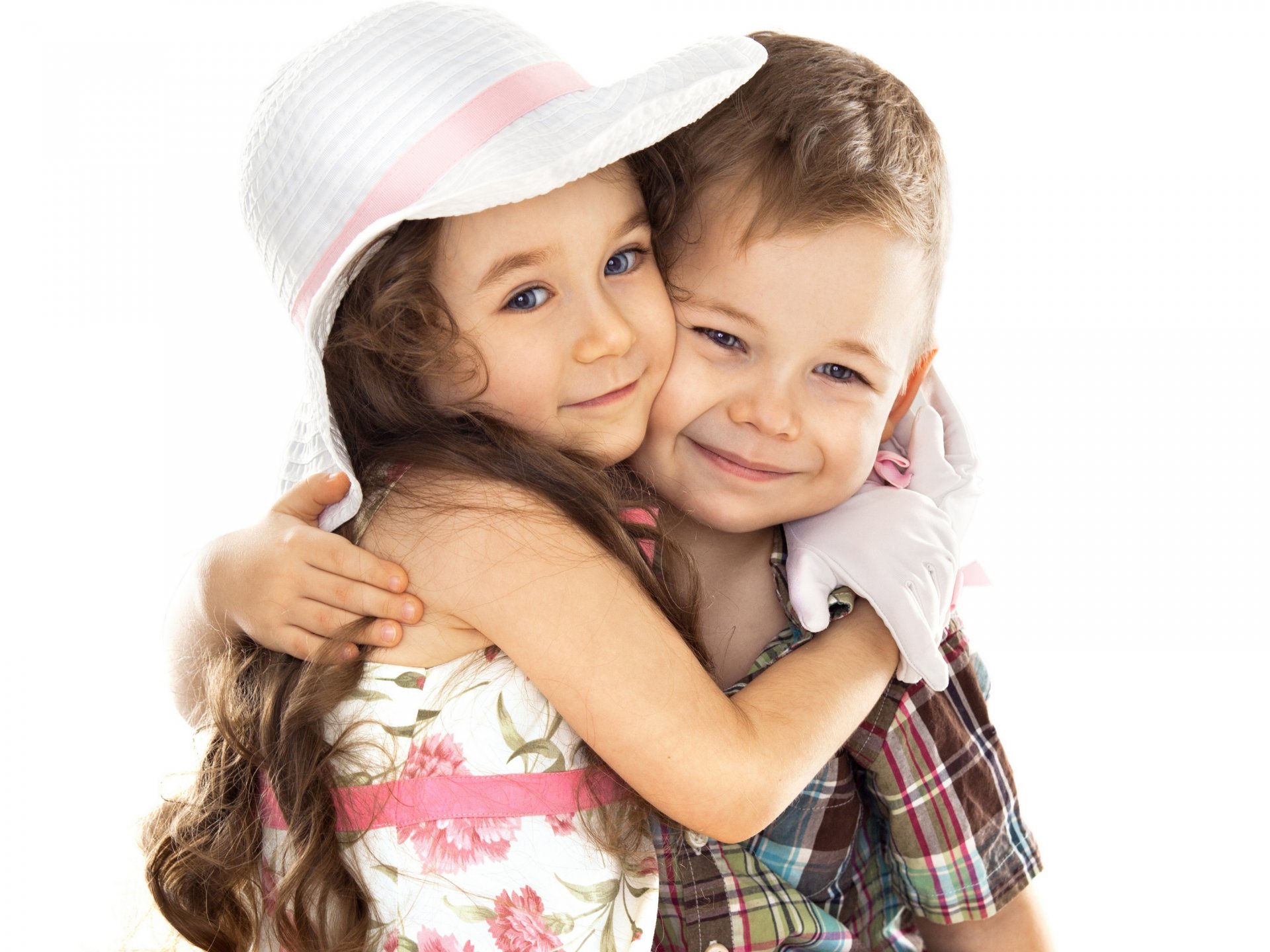 boys girl children friends hug mood smile hat