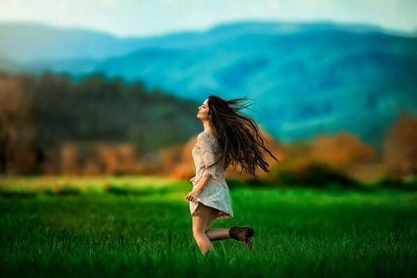 Freedom in dress and field