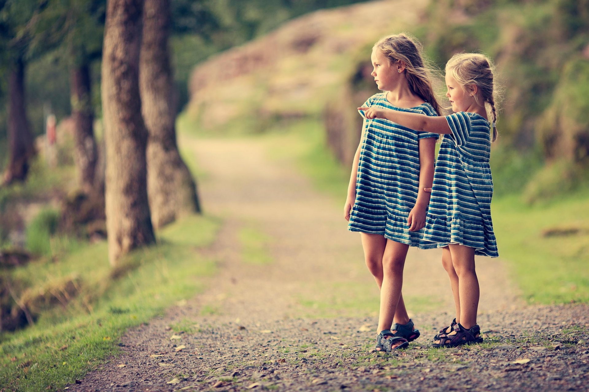 chicas naturaleza bokeh