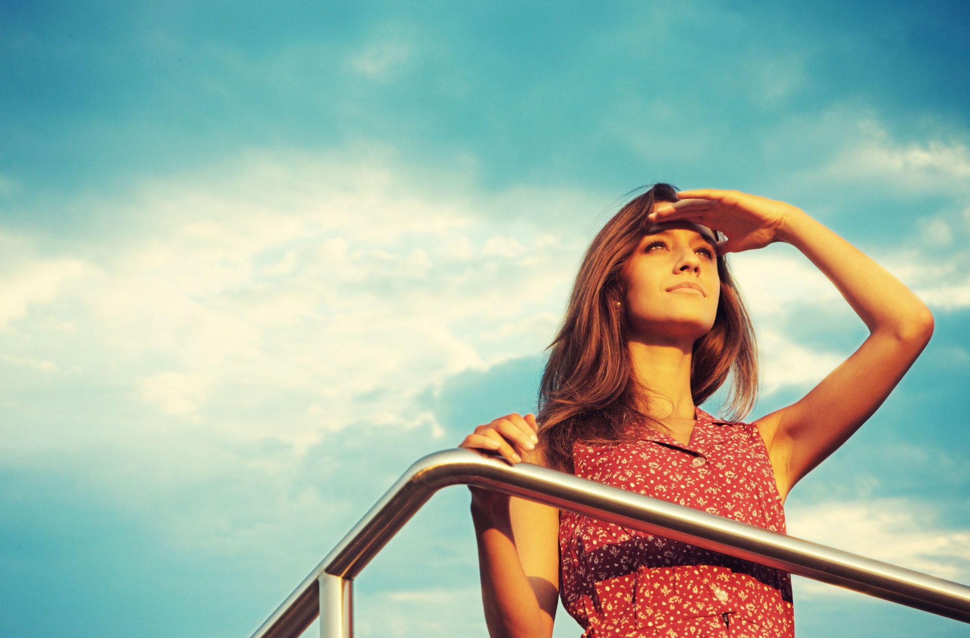 estado de ánimo chica cara maquillaje mirada distancia mano sol cielo fondo fondo de pantalla pantalla ancha pantalla completa pantalla ancha pantalla ancha