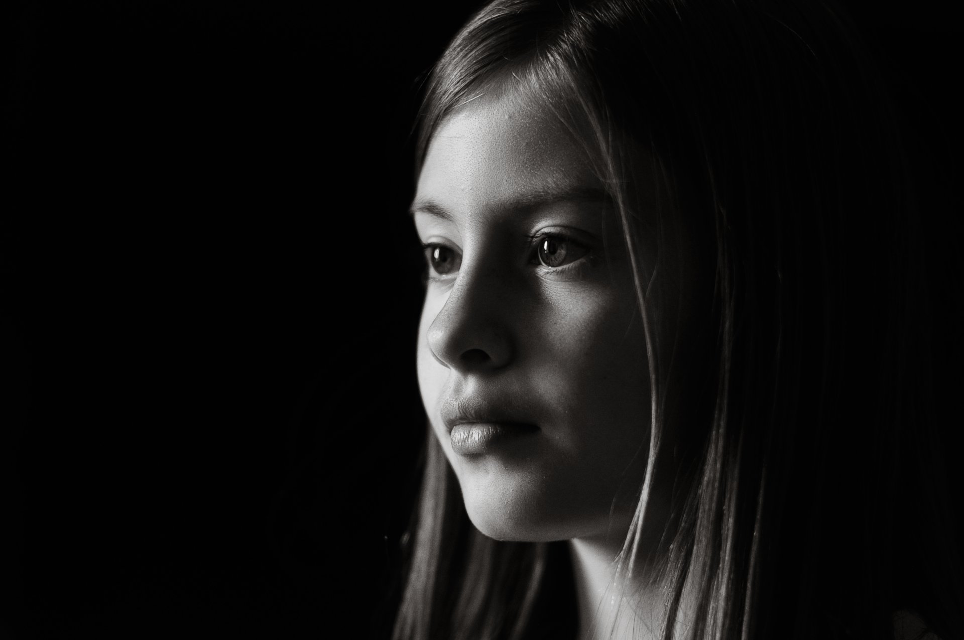 mood children face view section black and white background wallpaper