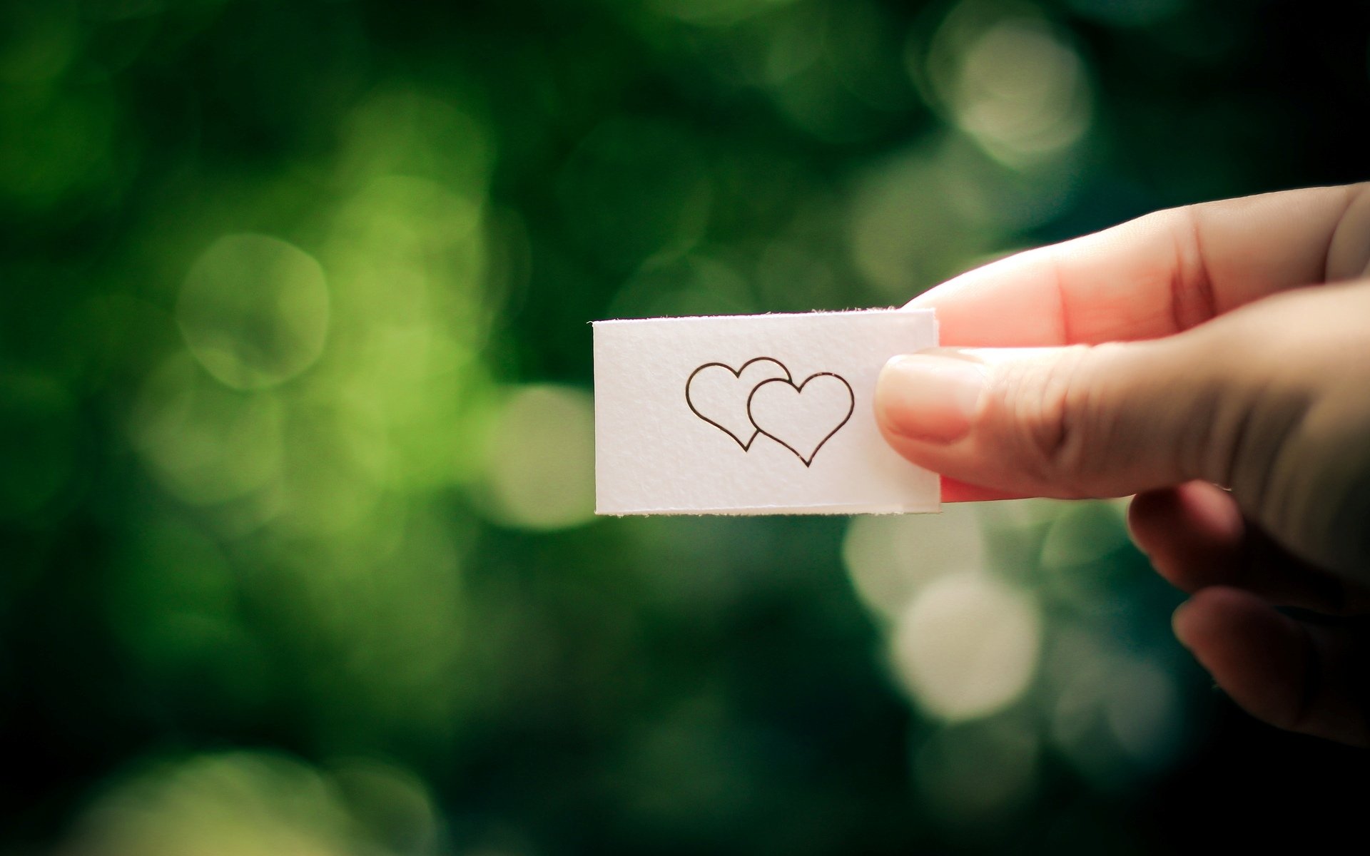 mood hand girl leaf paper heart heart love green blur bokeh background wallpaper widescreen fullscreen widescreen widescreen