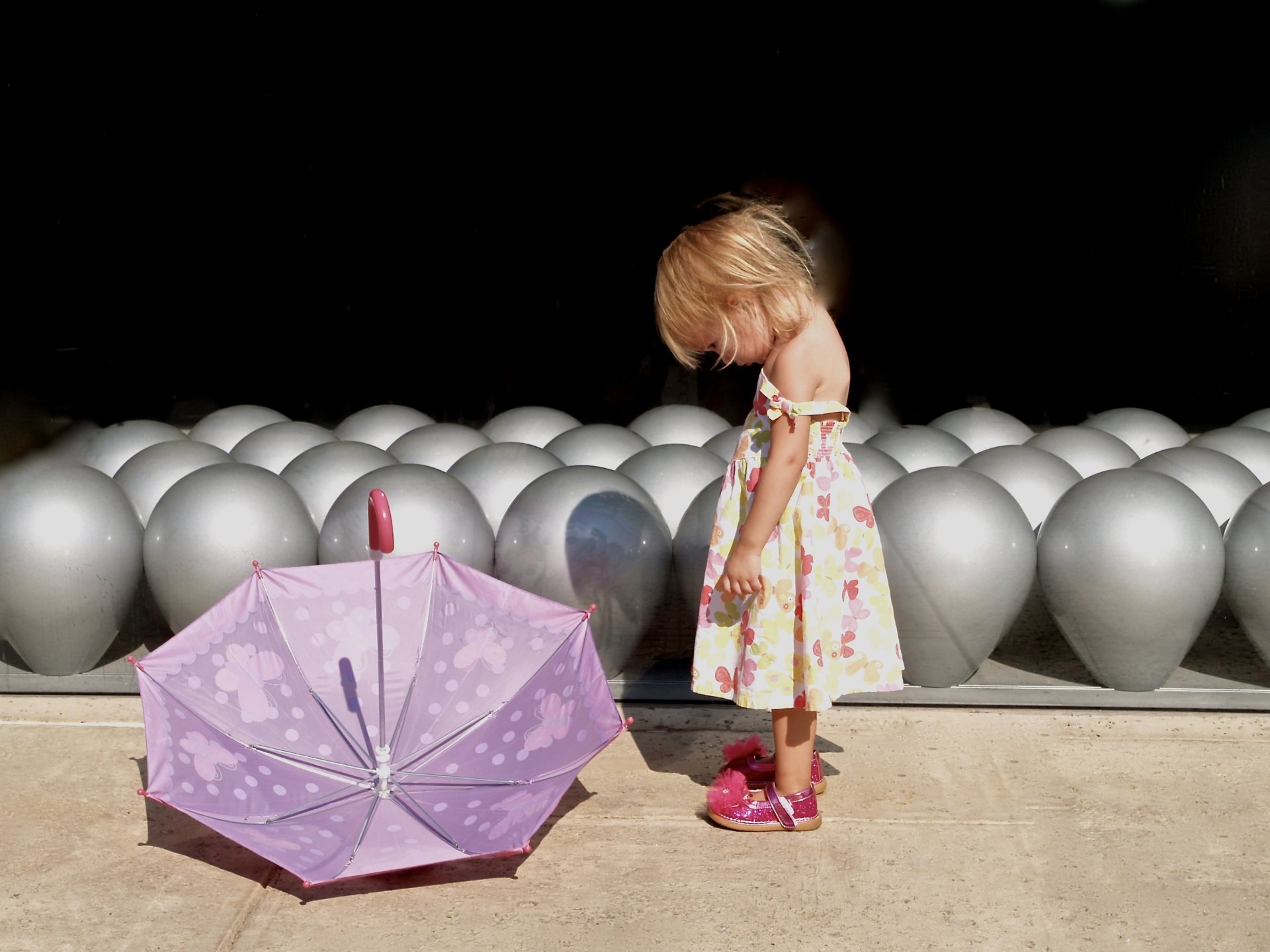 fille parapluie humeur