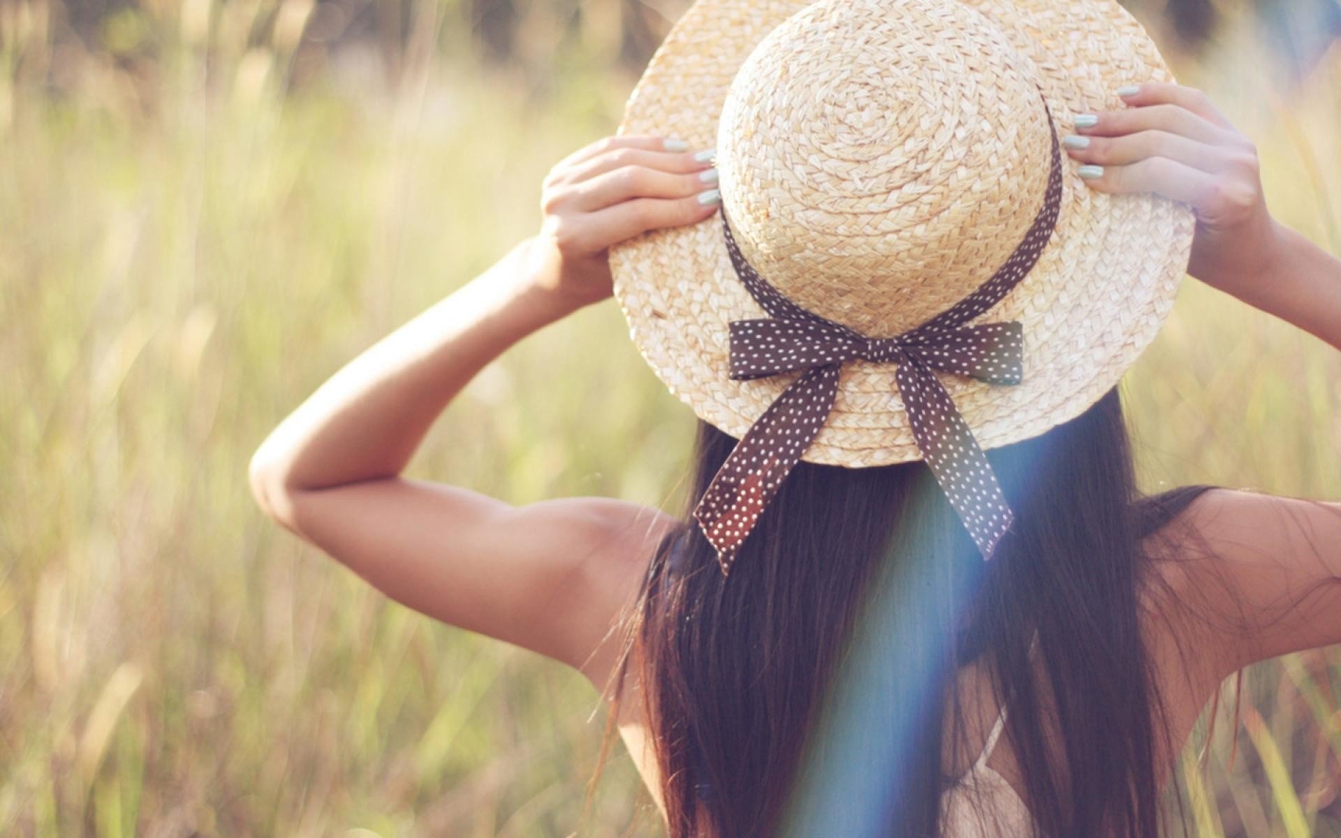 mood girl brunette hat bow belt hands nature plant grass green blur background wallpaper