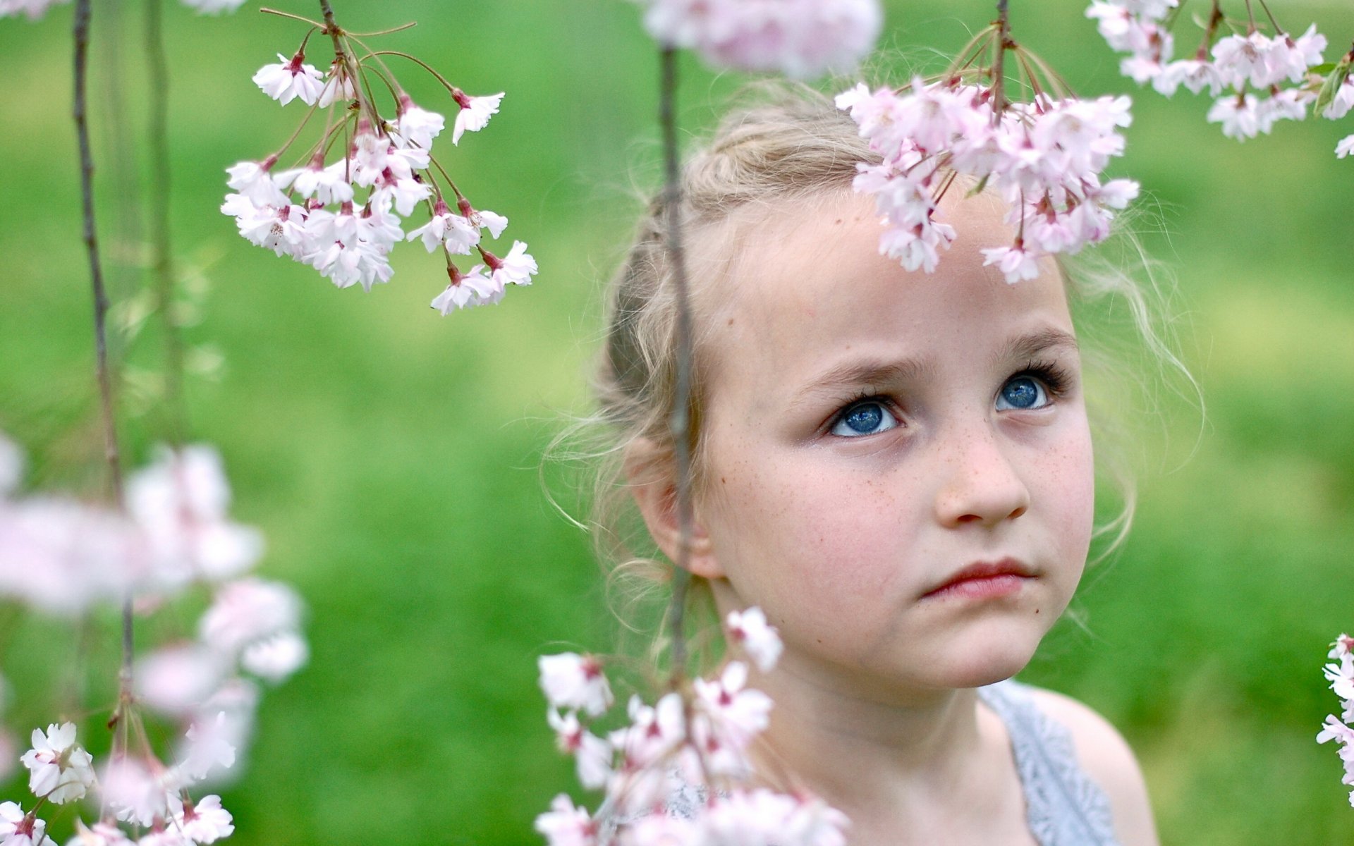 ragazza giardino umore